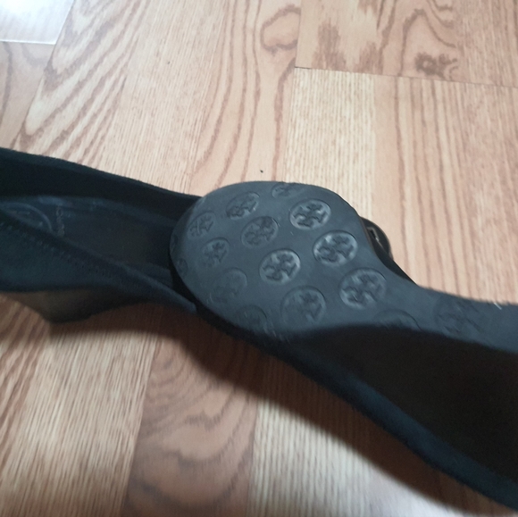 Tory Burch Suede Wedge shoes - Picture 5 of 7